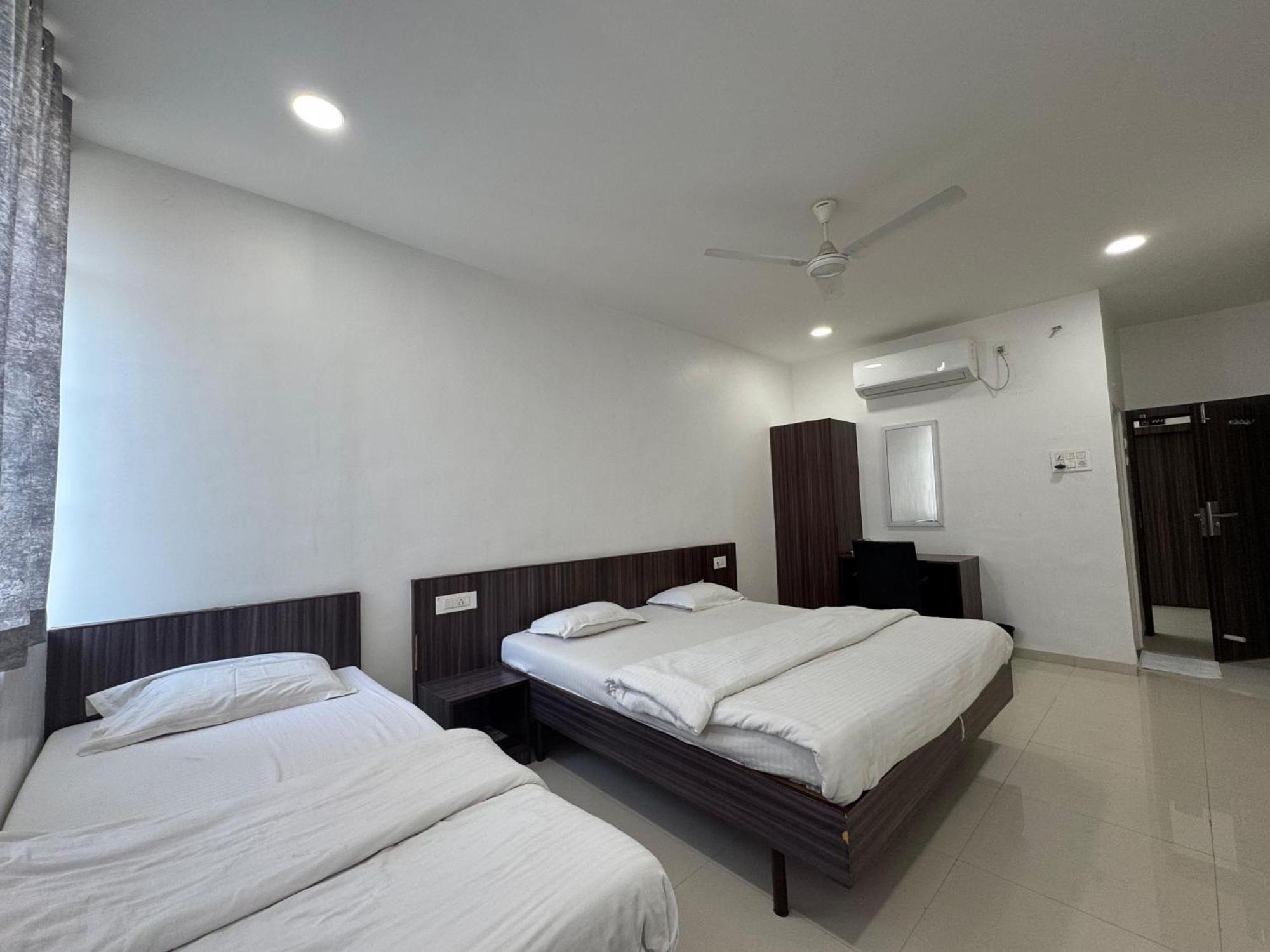 Hotel New Samrat Aurangabad  Exterior photo